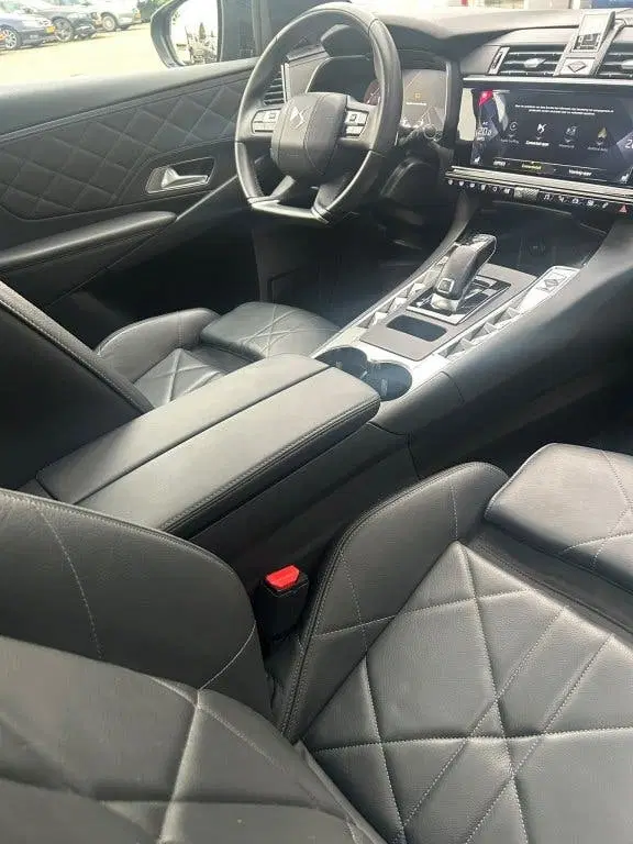 DS Automobiles DS 7 Crossback Ds 7 Crossback 1.6 PT Business Pano uit 2020, foto 5