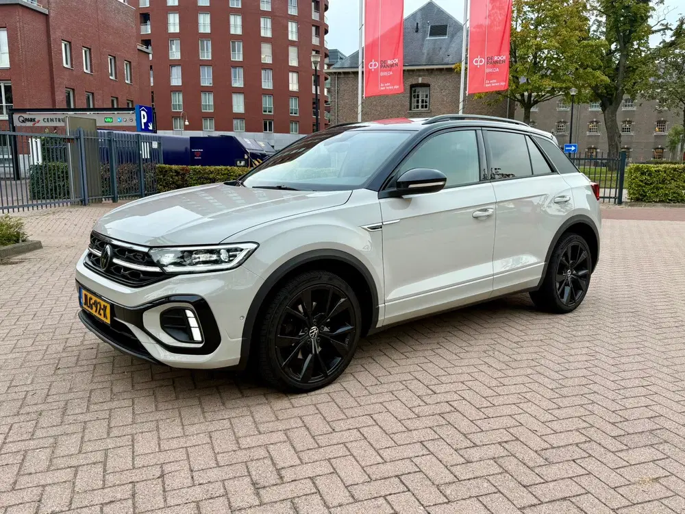 Volkswagen T-Roc R-Line2.0 TSI 190pk 4Motion 7-DSG 2022 uit 2022, foto 2