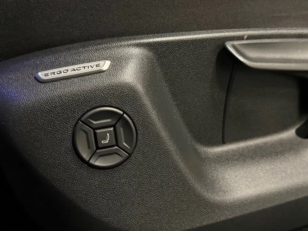 Volkswagen Tiguan 1.5 eHybrid R-Line Pano Massage 360 Trekha uit 2025, foto 12