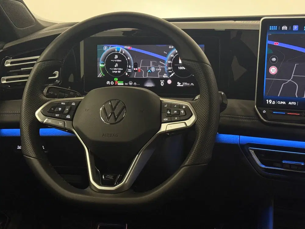 Volkswagen Tiguan 1.5 eHybrid R-Line Black Style Pano Headup uit 2025, foto 12