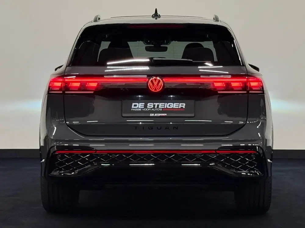 Volkswagen Tiguan 1.5 eHybrid R-Line Black Style Pano Headup uit 2025, foto 6