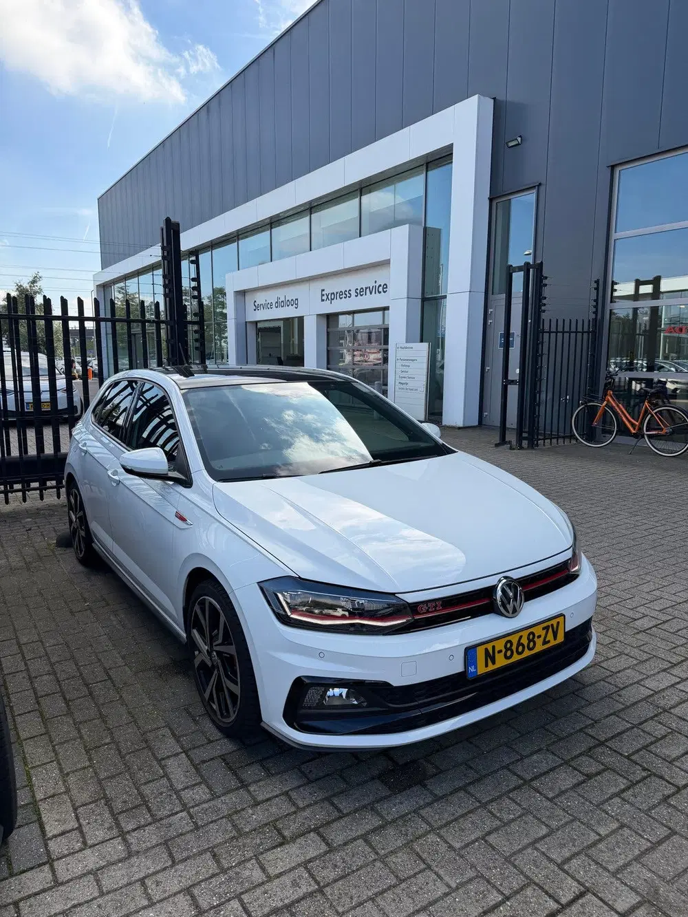 Volkswagen Polo 2.0 GTI 200pk 6-DSG 2020 Wit BEATS ACC uit 2020, foto 3