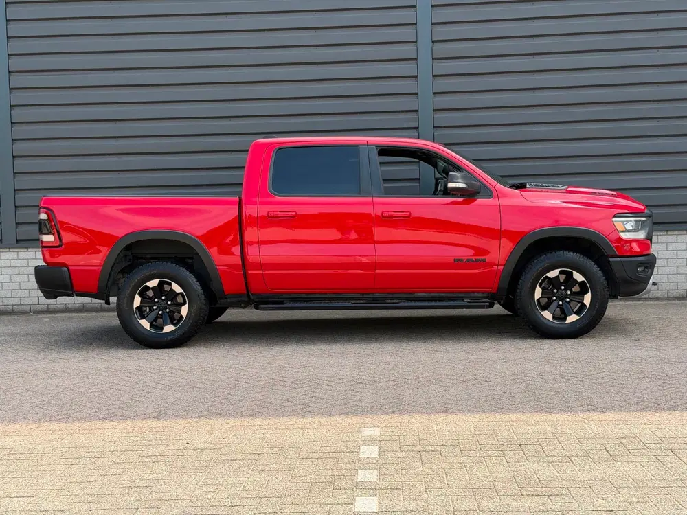 Dodge RAM 5.7 V8 Crew Cab REBEL uit 2019, foto 2