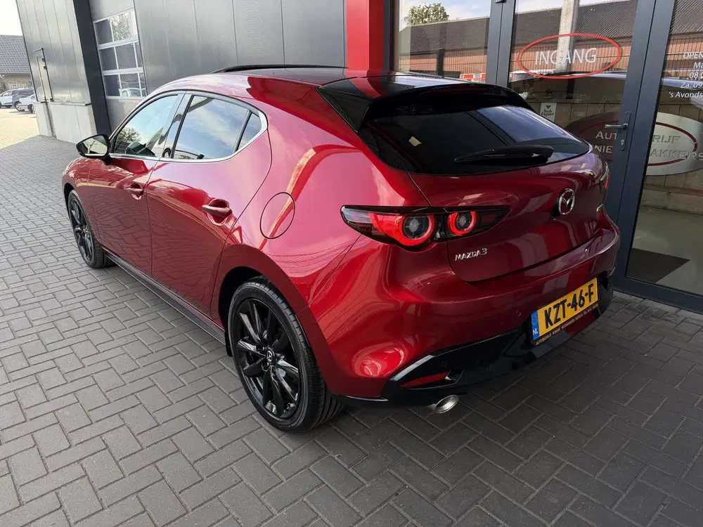 Mazda 3 2.0 e-SkyActiv-X M Hybrid 186 Exclusive-li uit 2024, foto 5