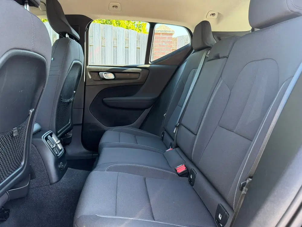 Volvo XC40 1.5 T4 Recharge Inscription Expression TRE uit 2021, foto 14
