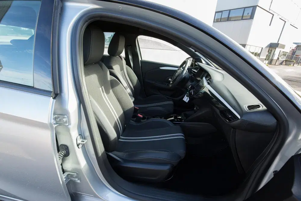 Opel Corsa 1.2 Turbo Hybrid GS uit 2025, foto 14