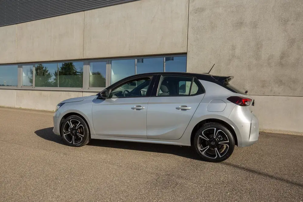 Opel Corsa 1.2 Turbo Hybrid GS uit 2025, foto 2