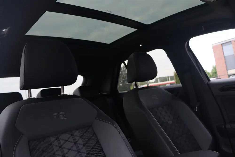 Volkswagen T-Roc 1.5 TSI R-Line uit 2025, foto 15