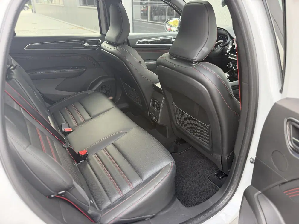 Renault Arkana 1.6 E-Tech Hybrid 145 R.S. Line uit 2022, foto 10