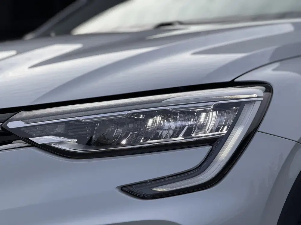 Renault Arkana 1.6 E-Tech Hybrid 145 R.S. Line uit 2022, foto 15