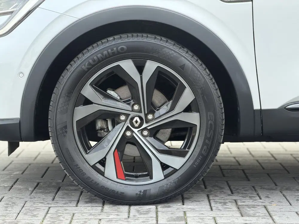 Renault Arkana 1.6 E-Tech Hybrid 145 R.S. Line uit 2022, foto 5