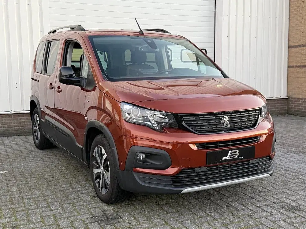 Peugeot Rifter 1.2 PureTech GT L1 uit 2020, foto 2