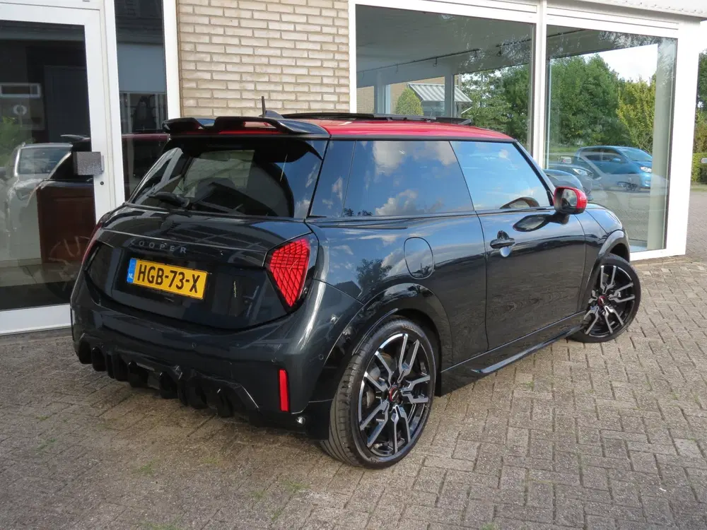 Mini John Cooper Works 1.5 Cooper C John Cooper Works XL 360 Came uit 2025, foto 2