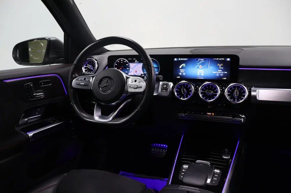 Mercedes-Benz GLB AMG LINE uit 2022, foto 13