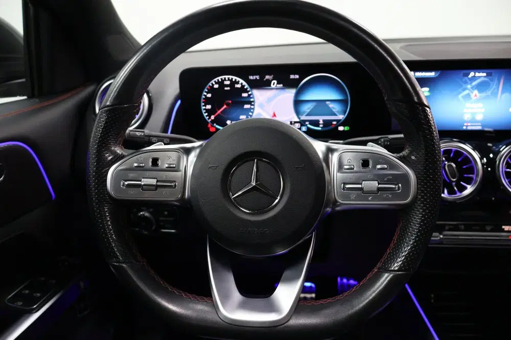 Mercedes-Benz GLB AMG LINE uit 2022, foto 14