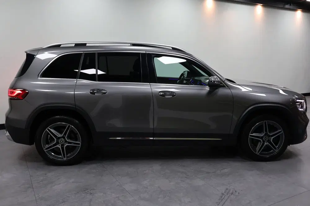 Mercedes-Benz GLB AMG LINE uit 2022, foto 4