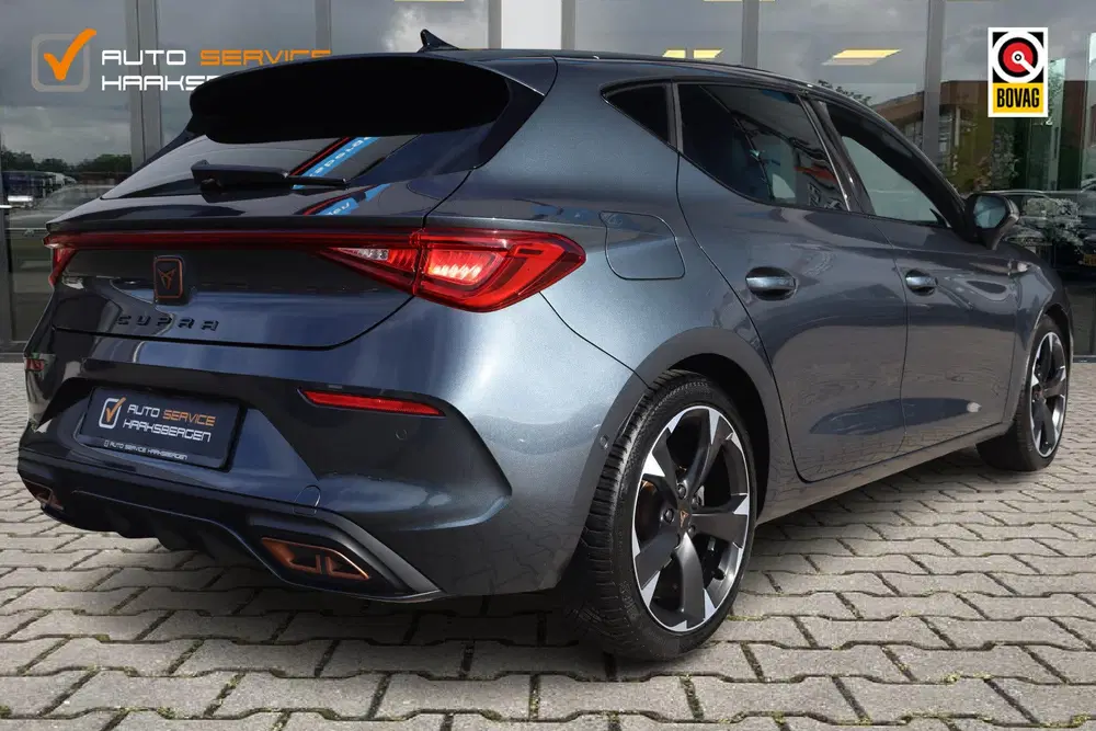 Cupra Leon 1.4 e-Hybrid Business uit 2023, foto 4