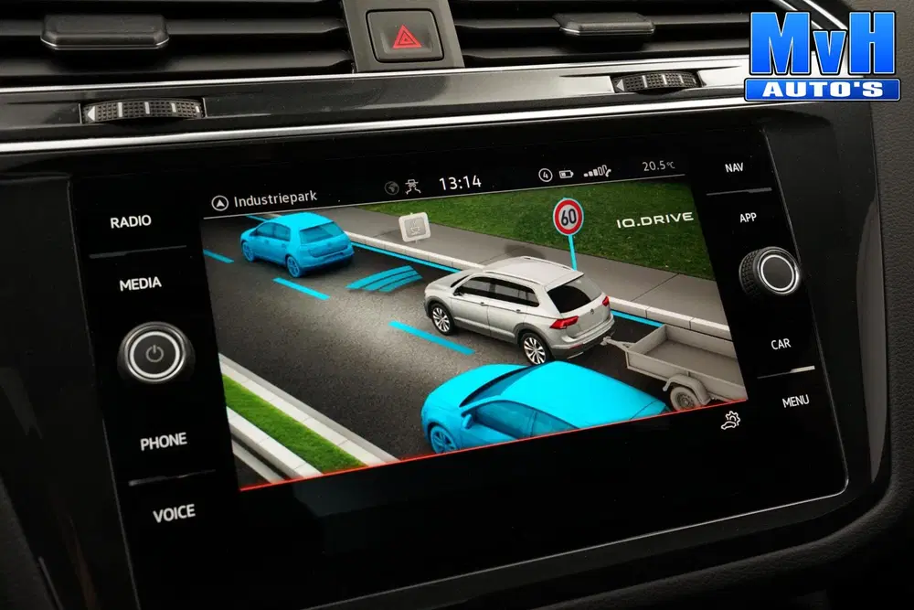 Volkswagen Tiguan 1.4 TSI PHEV R-Line uit 2023, foto 11