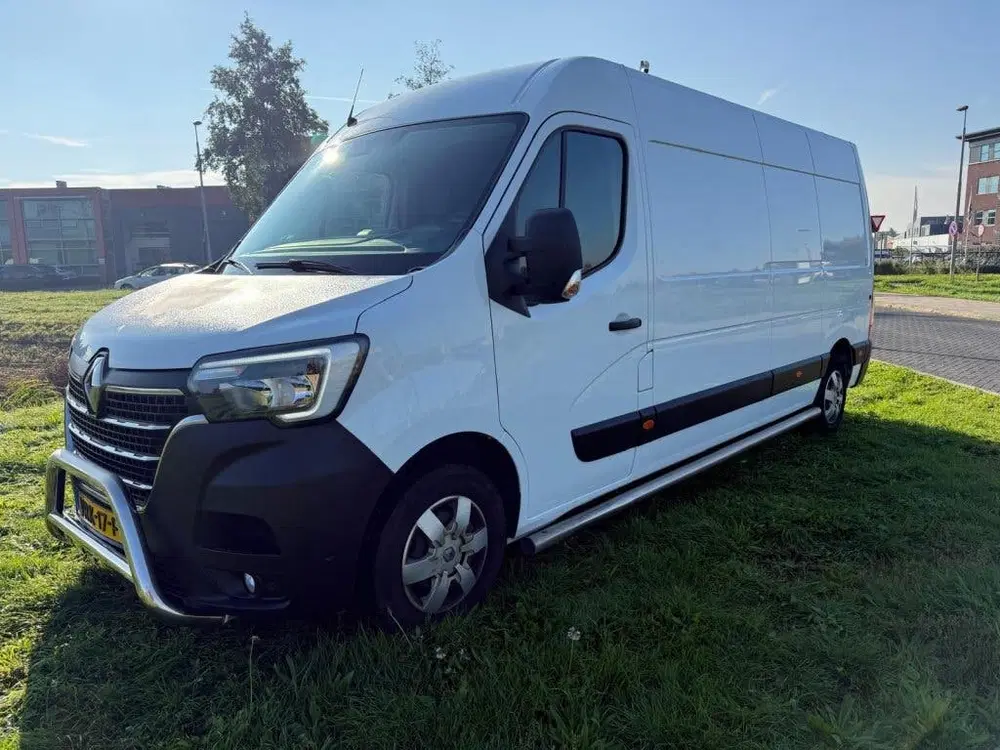 Renault Master T35 2.3 dCi L3H2 W.E. uit 2022