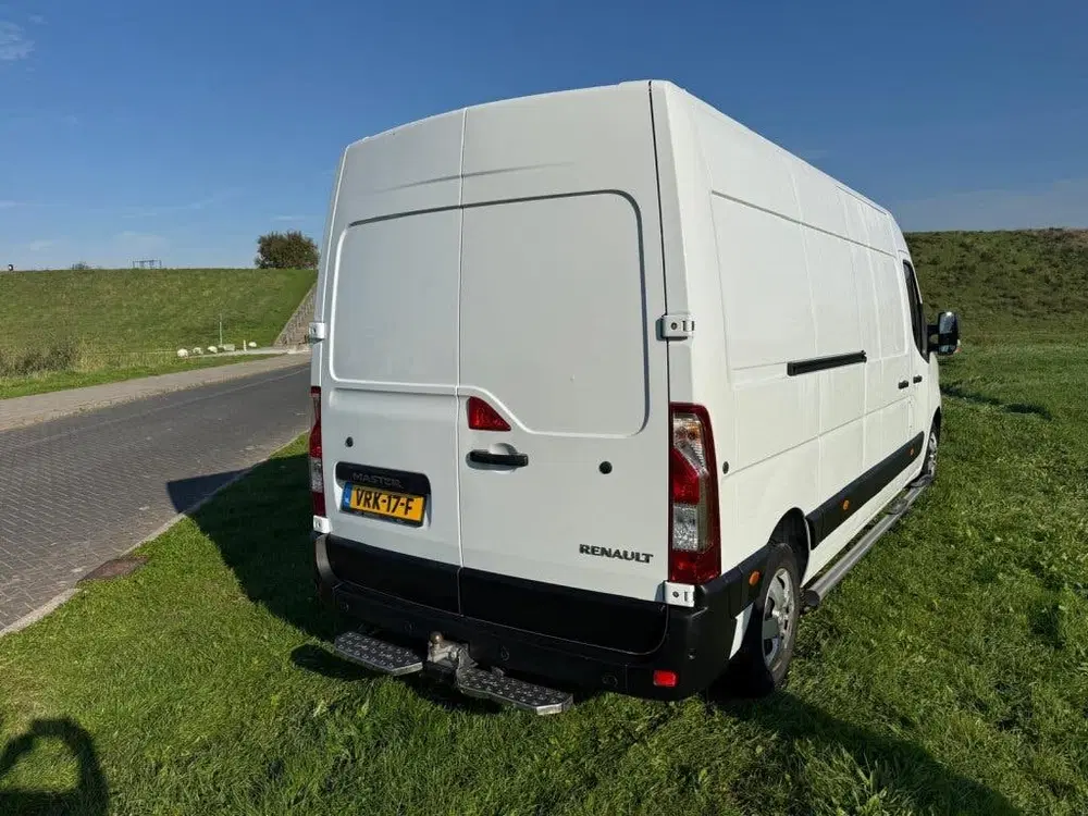 Renault Master T35 2.3 dCi L3H2 W.E. uit 2022, foto 13