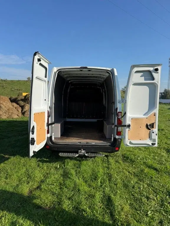 Renault Master T35 2.3 dCi L3H2 W.E. uit 2022, foto 14