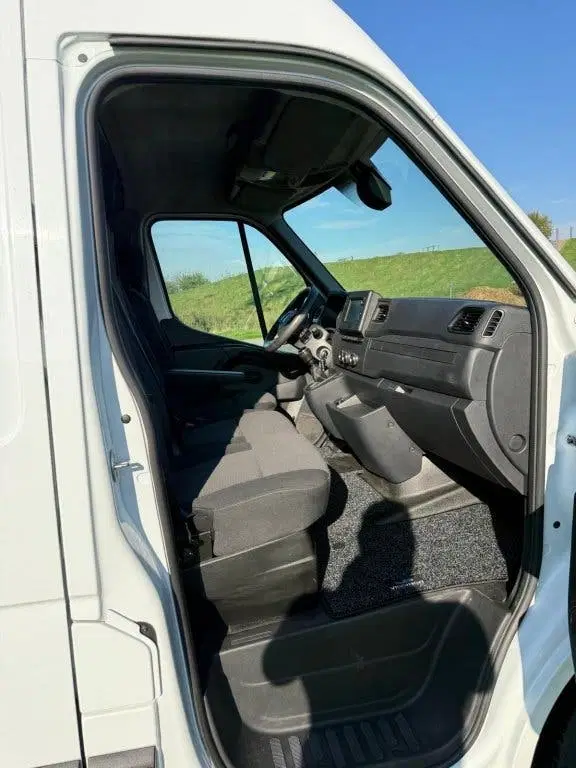 Renault Master T35 2.3 dCi L3H2 W.E. uit 2022, foto 8