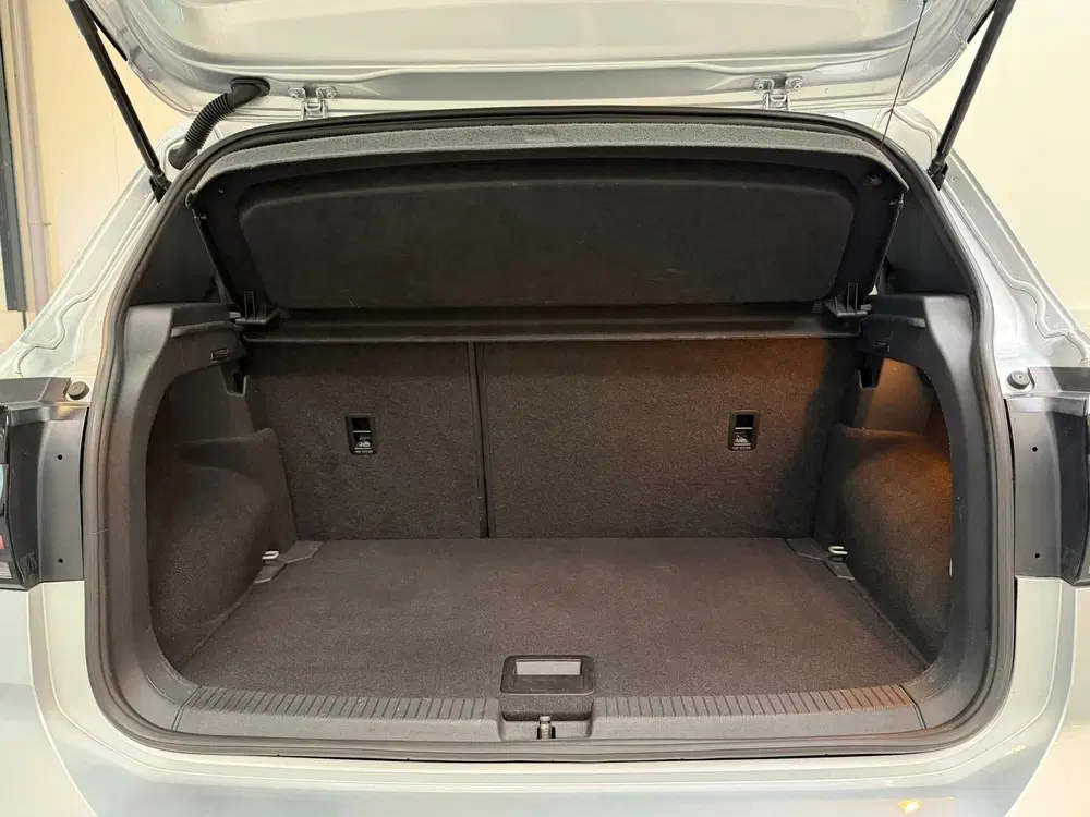 Volkswagen T-Cross 1.0 TSI R-Line uit 2019, foto 11