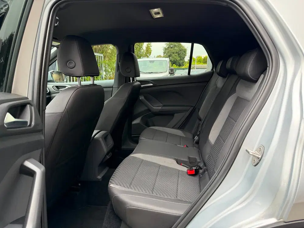 Volkswagen T-Cross 1.0 TSI R-Line uit 2019, foto 15