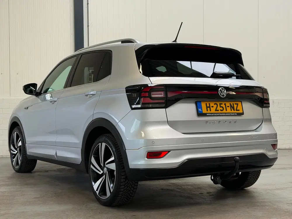 Volkswagen T-Cross 1.0 TSI R-Line uit 2019, foto 3