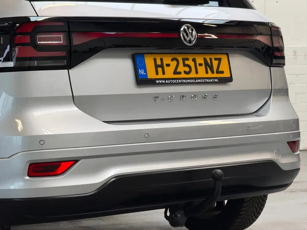Volkswagen T-Cross 1.0 TSI R-Line uit 2019, foto 9