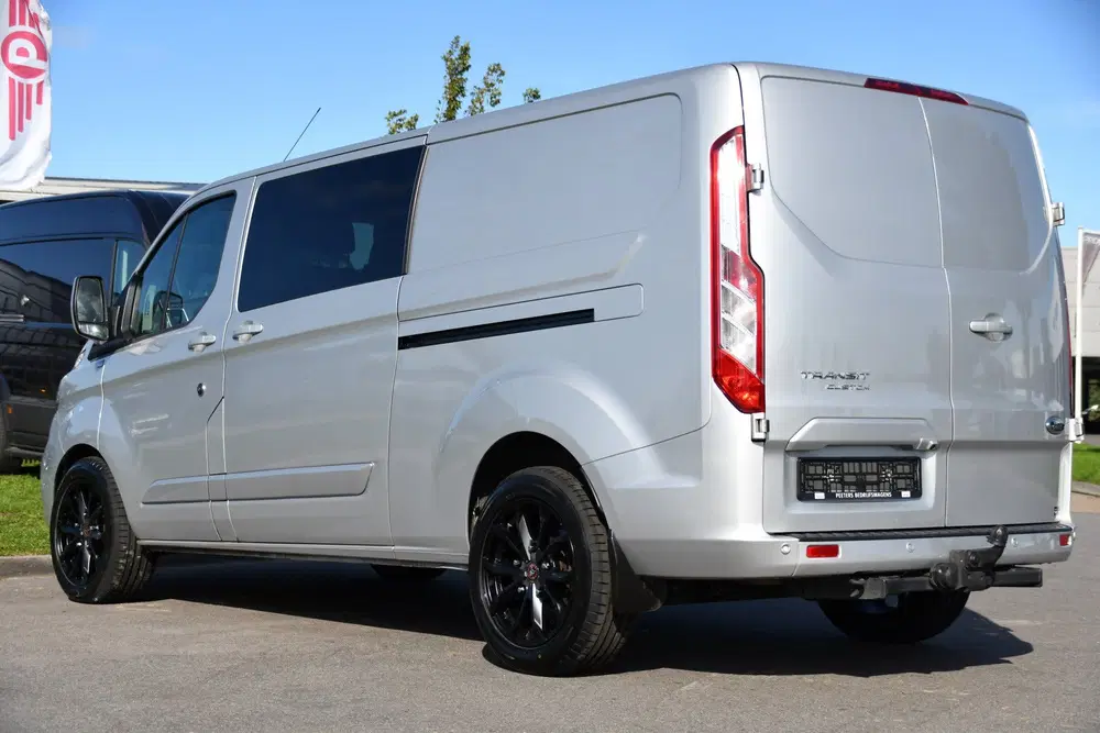 Ford Transit Custom 300 2.0 TDCI L2H1 Limited PB Edition Cam uit 2023, foto 3