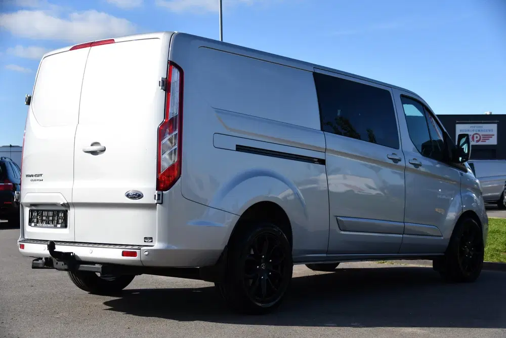 Ford Transit Custom 300 2.0 TDCI L2H1 Limited PB Edition Cam uit 2023, foto 6