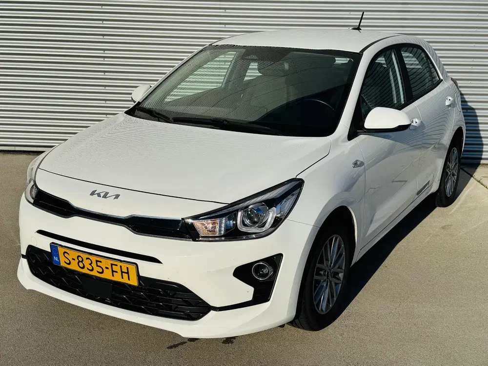 Kia Rio 1.0 T-GDi MHEV DynamicLine Airco uit 2023, foto 2