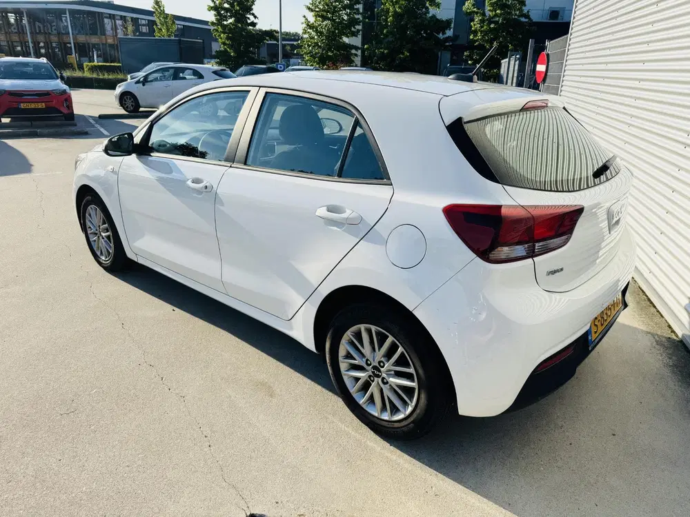 Kia Rio 1.0 T-GDi MHEV DynamicLine Airco uit 2023, foto 4