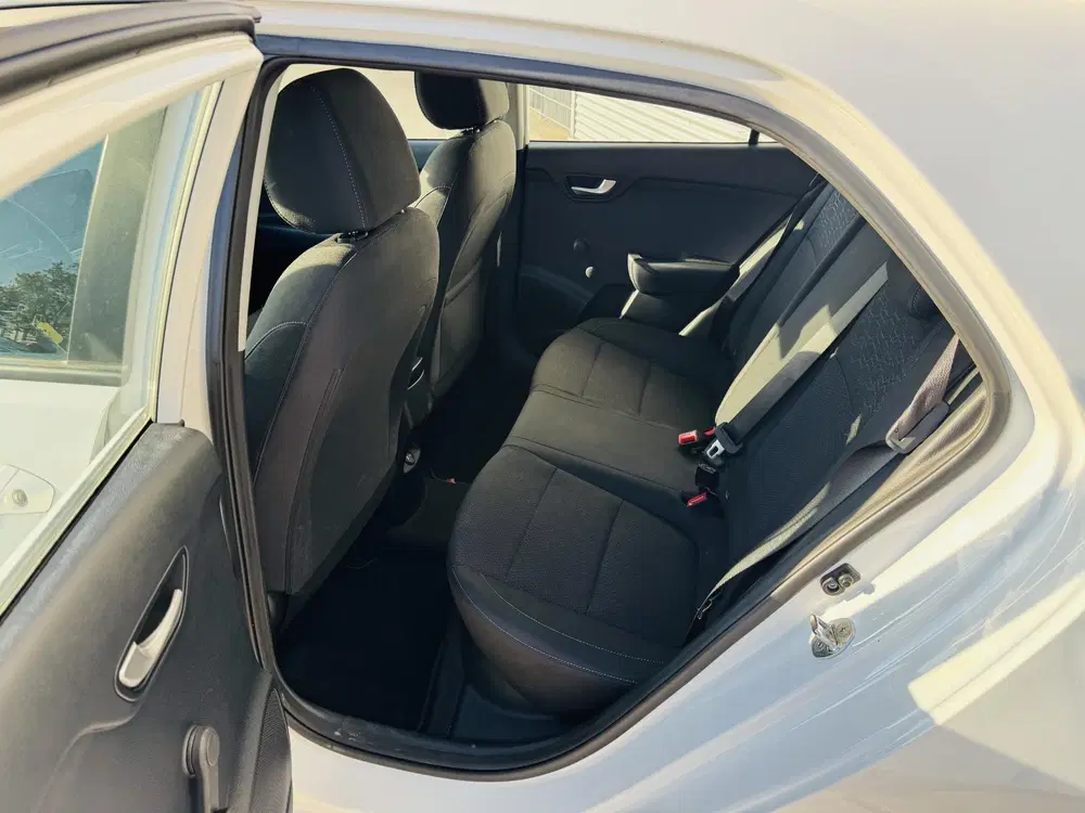 Kia Rio 1.0 T-GDi MHEV DynamicLine Airco uit 2023, foto 6