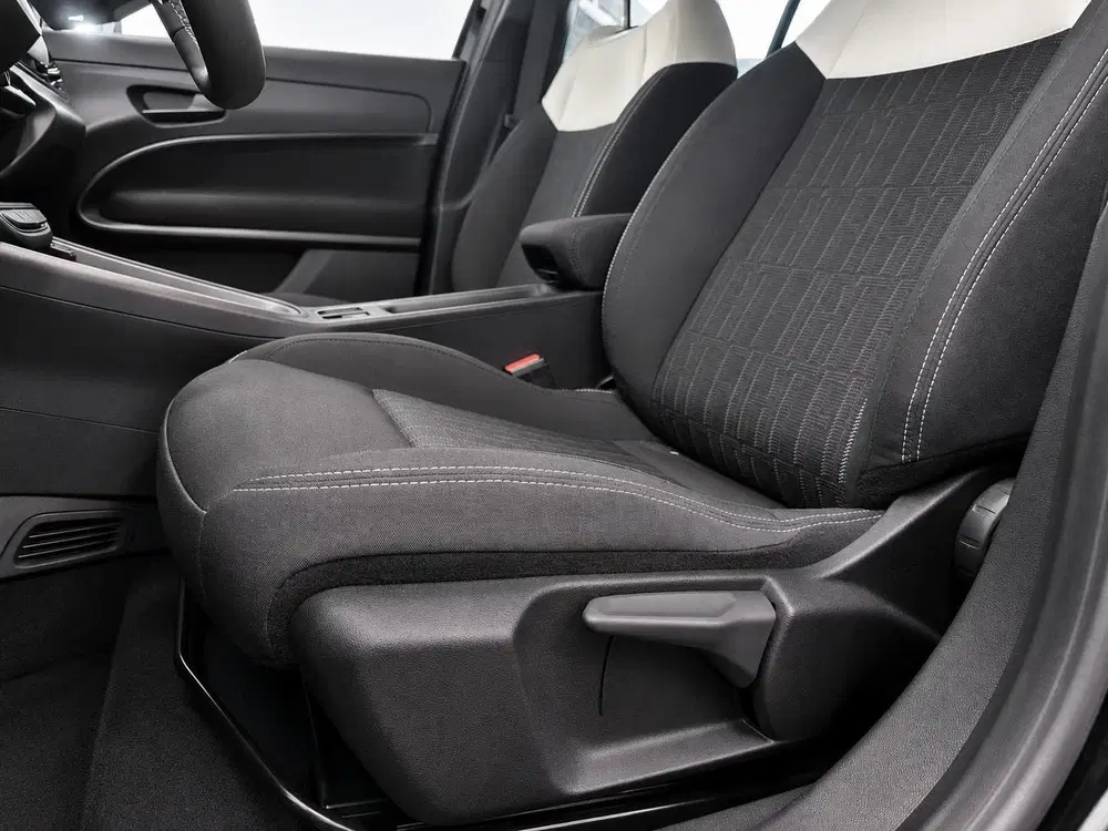 Fiat 600 1.2 Hybrid Icon Wireless CarPlay Stoelverw uit 2026, foto 9