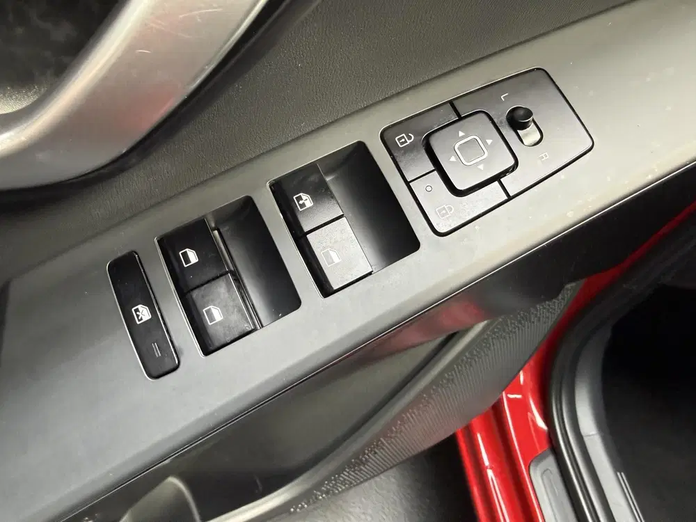 Kia Niro 1.6 GDi Hybrid ComfortLine uit 2023, foto 11
