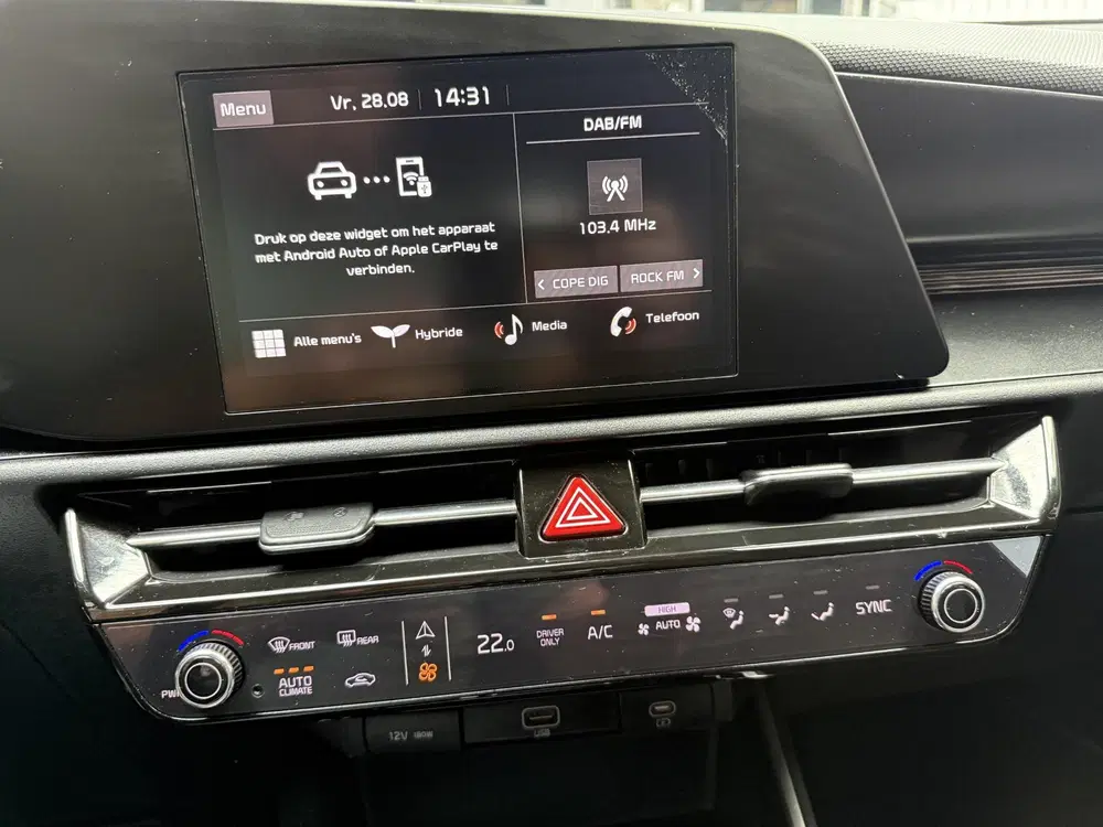 Kia Niro 1.6 GDi Hybrid ComfortLine uit 2023, foto 13