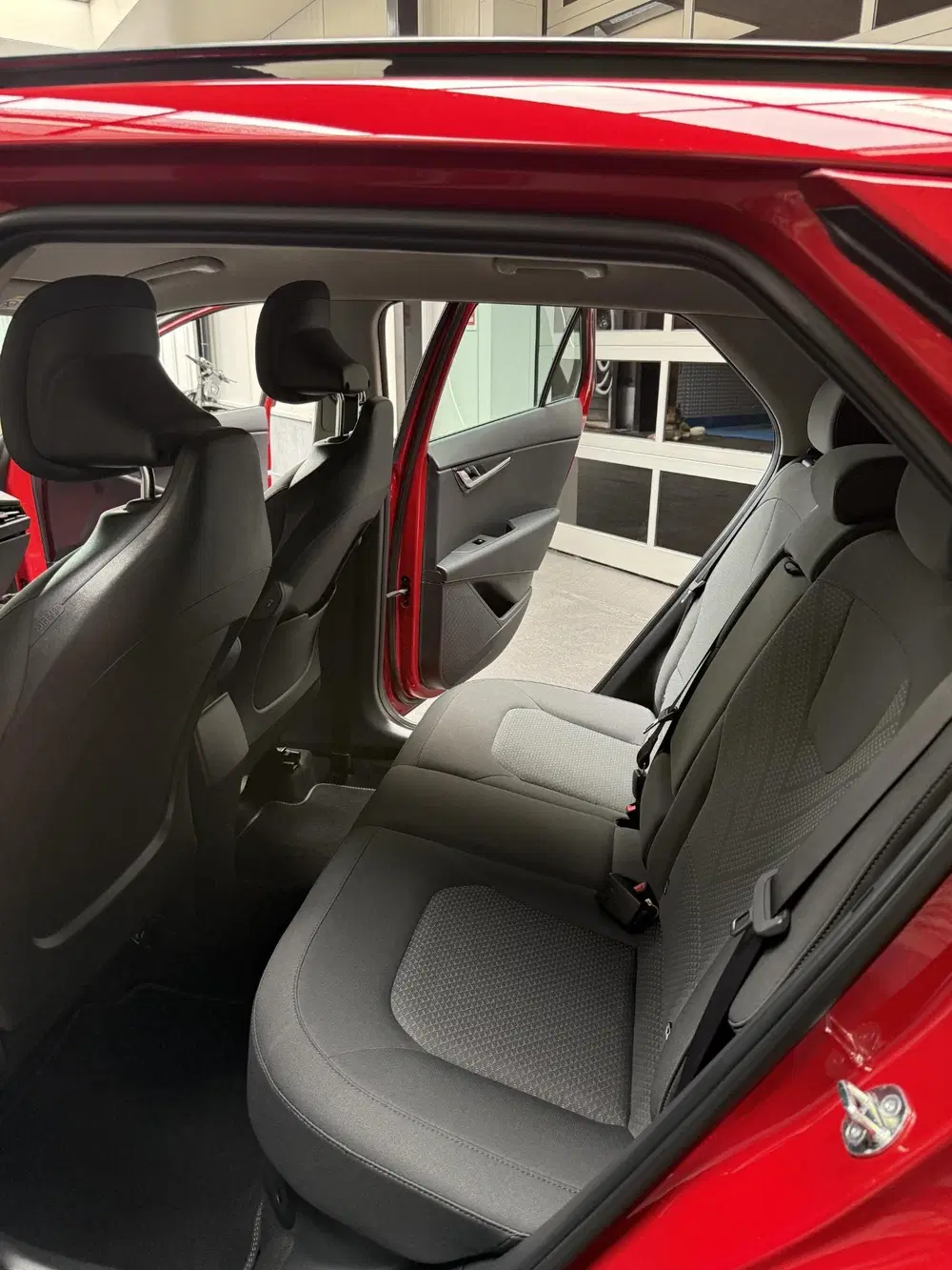 Kia Niro 1.6 GDi Hybrid ComfortLine uit 2023, foto 9