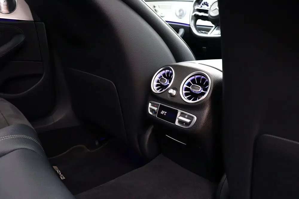 Mercedes-Benz E-Klasse 220 d AMG Line uit 2020, foto 14