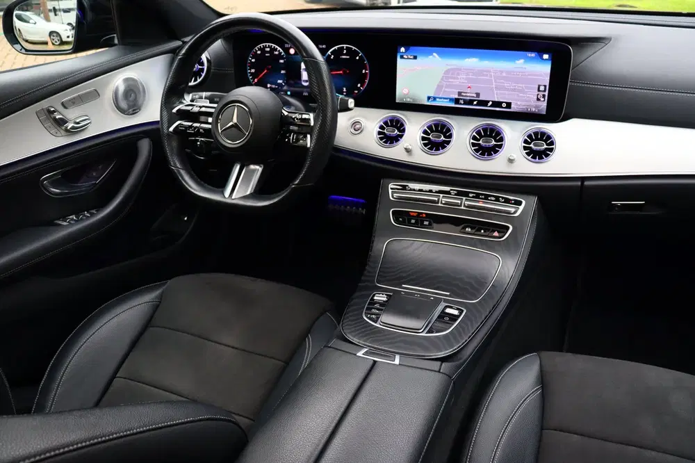 Mercedes-Benz E-Klasse 220 d AMG Line uit 2020, foto 15