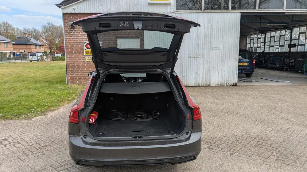 Volvo V90 2.0 T8 AWD Inscription Exclusive- Incl. BT uit 2022, foto 10
