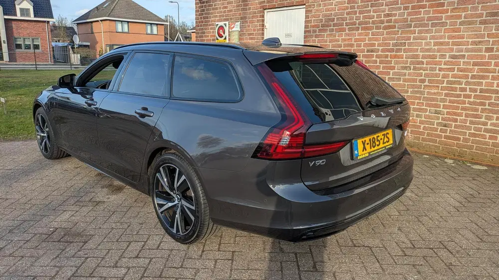 Volvo V90 2.0 T8 AWD Inscription Exclusive- Incl. BT uit 2022, foto 6