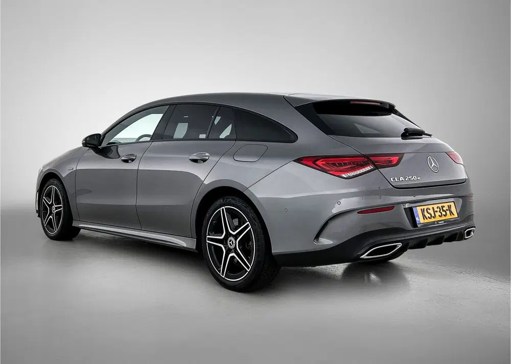 Mercedes-Benz CLA CLA-Klasse Shooting Brake 250 e AMG Nightp uit 2021, foto 14