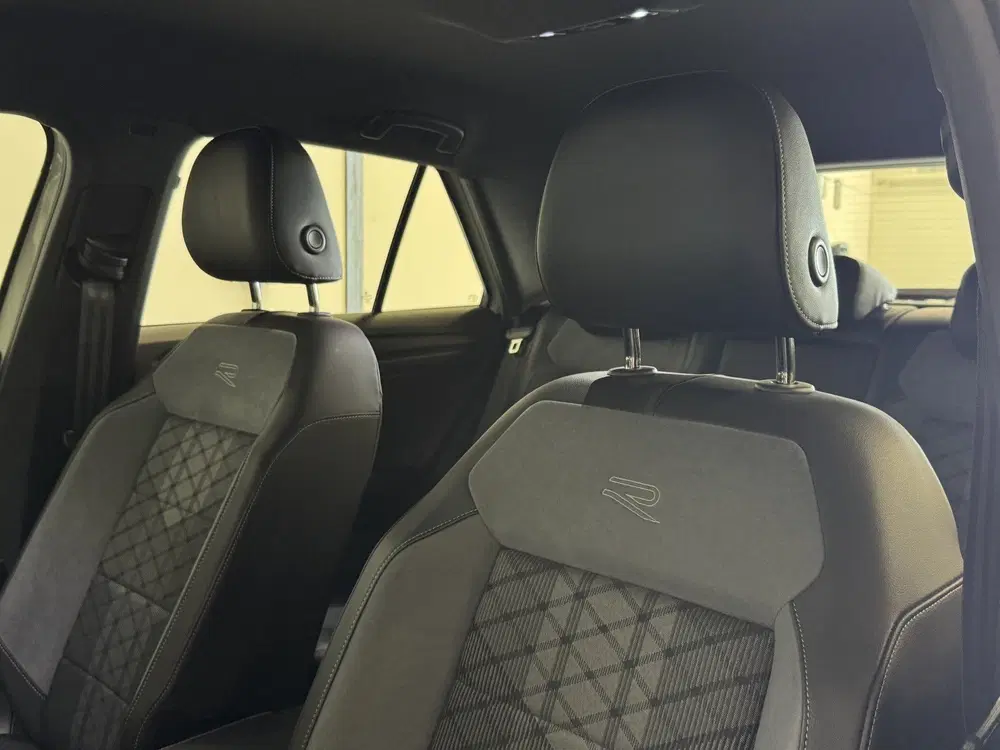 Volkswagen T-Roc TSI 110PK R-LINE SPORT IQ.LIGHT uit 2024, foto 15