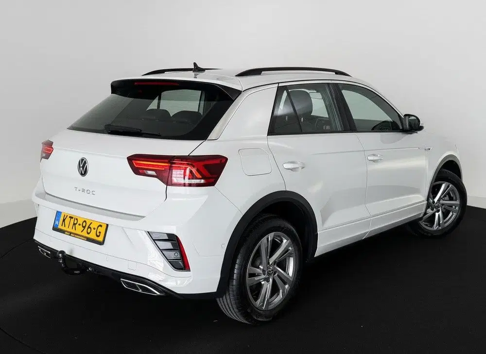 Volkswagen T-Roc TSI 110PK R-LINE SPORT IQ.LIGHT uit 2024, foto 8