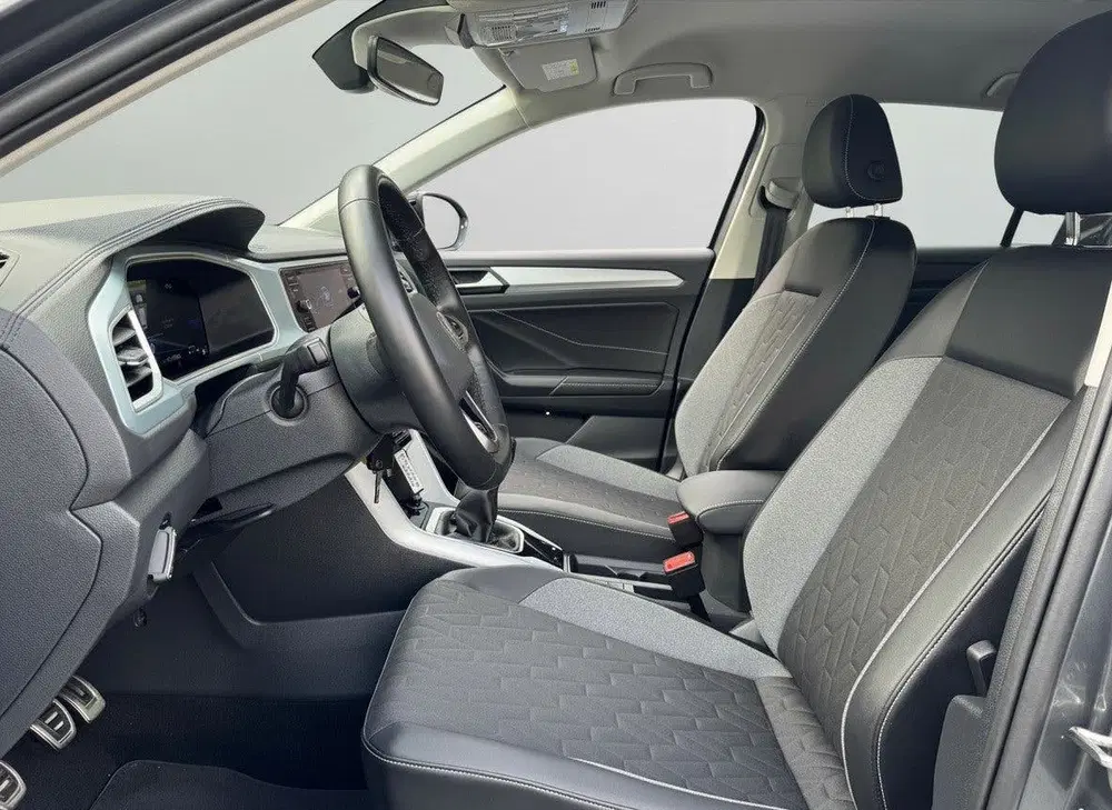 Volkswagen T-Roc TSI 115PK LIFE GOAL EDITION NAVI uit 2025, foto 15