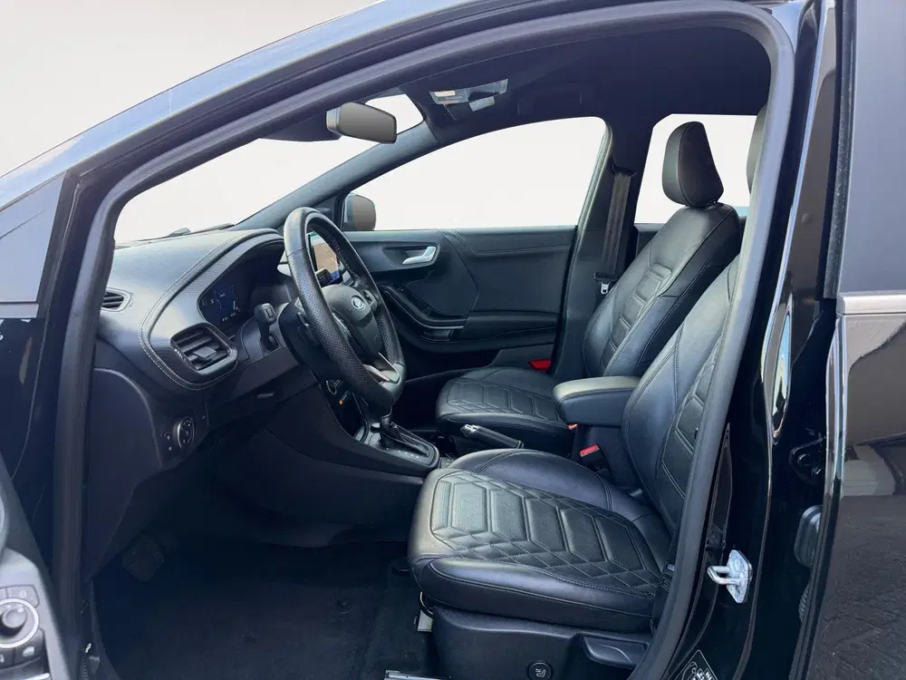Ford Puma Vignale uit 2023, foto 13