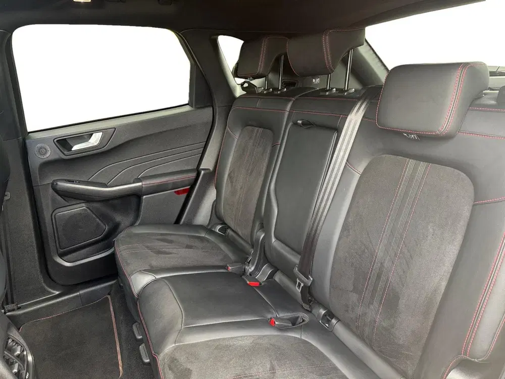 Ford Kuga 2.5 PHEV ST-Line X uit 2026, foto 6