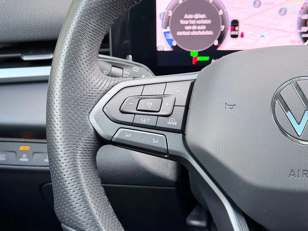 Volkswagen T-Roc 1.5 eTSI R-Line Pano uit 2026, foto 15